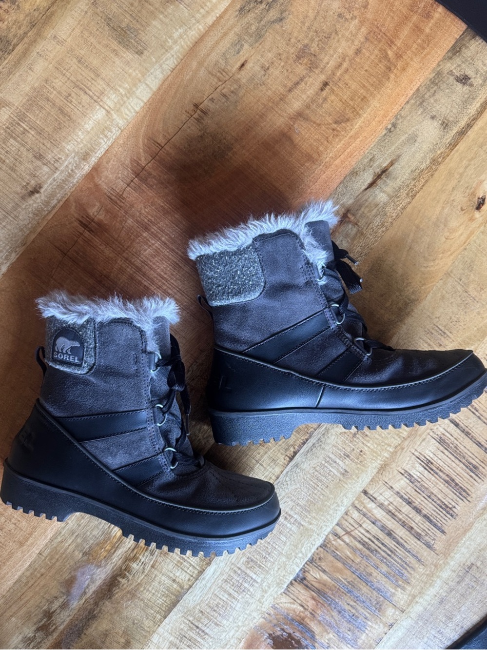 Sorel Tivoli II Suede Leather Waterproof Snow Boots